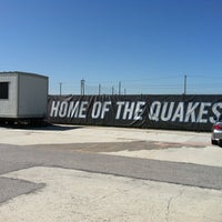 Снимок сделан в Earthquakes Soccer, LLC пользователем Heather H. 7/30/2012