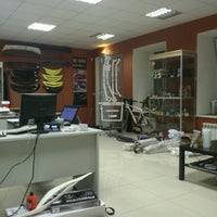 Das Foto wurde bei RBTuning - Tuning Shop von Serj B. am 6/14/2012 aufgenommen