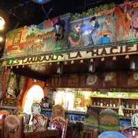 Foto diambil di Hacienda Mexican Grill oleh Toxey M. pada 4/27/2012