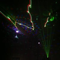 Foto scattata a KaRaDal Night Club da YAGIZ il 4/20/2012