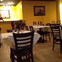 3/28/2012にVinu J.がPakwaan Fine Indian Cuisineで撮った写真