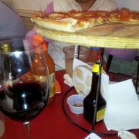 Photo taken at La Pizzateria by Araceli T. on 8/24/2012