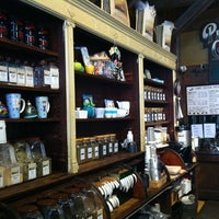 4/6/2012에 Miki R.님이 Peerless Coffee &amp;amp; Tea에서 찍은 사진