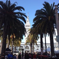 Photo taken at Embarcadero Outdoor Crafts Market by Dave L. on 5/18/2012