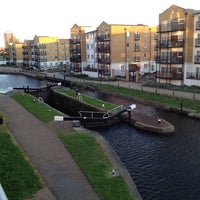 Photo taken at Johnson&amp;#39;s Lock (Regents Canal) by Scott B. on 5/11/2012