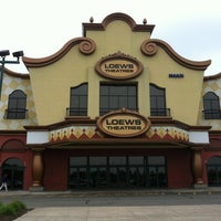 movie theater jersey gardens