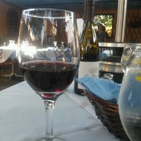 8/20/2012 tarihinde Cortney K.ziyaretçi tarafından Sofi Greek Restaurant and Garden'de çekilen fotoğraf