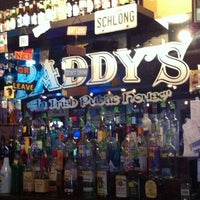 Photo prise au Paddy&amp;#39;s Irish Pub par Matthew G. le3/31/2012