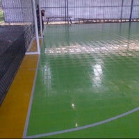 Foto tomada en Manna Flooring (Kontraktor Pemasang Lapangan Futsal Di Indonesia)  por Bagio W. el 2/13/2012