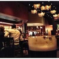2/26/2012にBrian M.がCosmo Cafe &amp;amp; Barで撮った写真