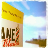 รูปภาพถ่ายที่ Urbane Blades โดย Urbane B. เมื่อ 4/25/2012