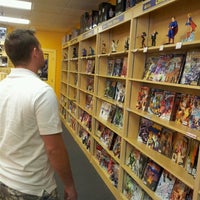 Foto diambil di Westfield Comics - West oleh Tim W. pada 4/14/2012