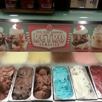 Photo taken at Coldstone Creamery by Nicole B. on 8/9/2012