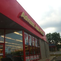 Photo taken at Advance Auto Parts by Edgar E. on 7/9/2012