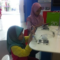 Celcom Blue Cube The Spring Shopping Mall