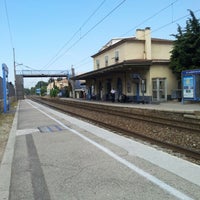 Foto tirada no(a) Gare SNCF de Saint-Laurent-du-Var por Bastien em 7/5/2012
