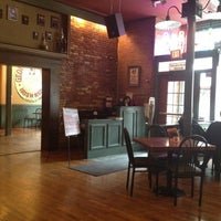 2/25/2012 tarihinde Peter B.ziyaretçi tarafından PJ&amp;#39;s Pub &amp;amp; Grill'de çekilen fotoğraf