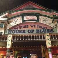 Das Foto wurde bei House of Blues Restaurant &amp;amp; Bar von Reed C. am 4/6/2012 aufgenommen