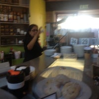 7/16/2012 tarihinde Brook W.ziyaretçi tarafından Triniti of Silver Cafe'de çekilen fotoğraf
