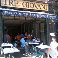 3/20/2012 tarihinde Valerie S.ziyaretçi tarafından Tre Giovani'de çekilen fotoğraf