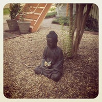 รูปภาพถ่ายที่ Zen Massage Charlotte โดย Jessica เมื่อ 9/13/2012