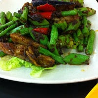 Photo taken at Tian En Vegetarian by Kin Guan W. on 3/1/2012
