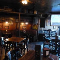 2/13/2012에 Brigit C.님이 St Brigit&amp;#39;s Cross Irish Tavern에서 찍은 사진