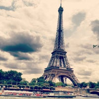 Parc Du Champ De Mars Tour Eiffel Parc Du Champ De Mars パリ Ile De France Parc Du Champ De Mars Tour Eiffel Parc Du Champ De Mars パリ Ile De France