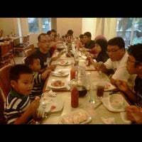 Photo taken at Pizza Hut by Lanang Y. on 8/26/2012