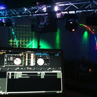 Foto diambil di Levels Nightclub oleh D.J.L.I.C.I💋U.S pada 9/7/2012