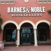 Barnes Noble 14572 Sw 5th St