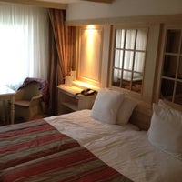 Foto diambil di Sandton Hotel Broel oleh Peter v. pada 5/16/2012