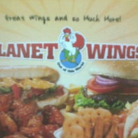 Photo taken at Planet Wings by Bianca L. on 8/17/2012
