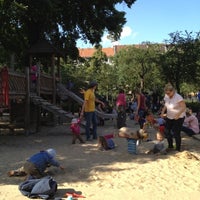 Photo taken at Spielplatz Boxhagener Platz by Ulrike on 8/8/2012