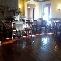 9/1/2012 tarihinde Iva K.ziyaretçi tarafından Baltic Restaurant'de çekilen fotoğraf