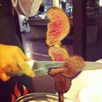 Das Foto wurde bei Devons Steak House von Travel Alla Rici . am 6/15/2012 aufgenommen