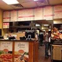 Foto tomada en Angelico la Pizzeria  por Dannon R. el 4/15/2012