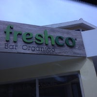 Photo taken at Freshco Bar Orgánico by Ariadne R. on 7/19/2012