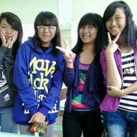 Review Kolam renang graha tirta