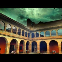 รูปภาพถ่ายที่ Belmond Hotel Monasterio โดย Miguel Ángel R. เมื่อ 4/10/2012