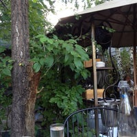 Foto tomada en Brix Restaurant and Wine Bar  por Laura C. el 8/29/2012