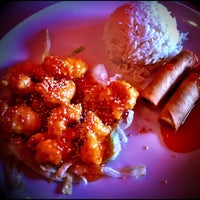 Foto tirada no(a) Yet Wah Restaurant por @AnnaOnTheWeb em 8/2/2012