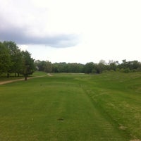 Foto tirada no(a) Franklin Bridge Golf Course por Zach S. em 3/31/2012