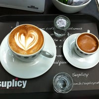 Photo taken at Suplicy Cafés Especiais by Dani T. on 3/4/2012