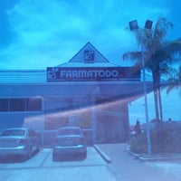 Photo taken at Farmatodo by Humberto C. on 8/28/2012