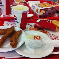 7/24/2012 tarihinde Алексей К.ziyaretçi tarafından KFC'de çekilen fotoğraf