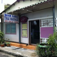 Photo taken at Baan Sabai Thai Massage by Remedios L. on 8/2/2012