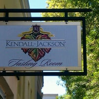 Das Foto wurde bei Kendall-Jackson Tasting Room von Alejandro F. am 5/16/2012 aufgenommen