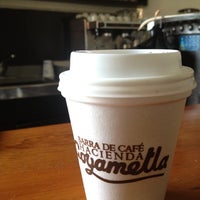 8/16/2012 tarihinde Gonz P.ziyaretçi tarafından Barra de Café Coyametla'de çekilen fotoğraf