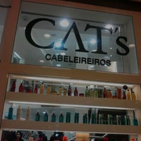 Photo taken at Cat&amp;#39;s Cabeleireiros by Marcos Renato R. on 7/3/2012